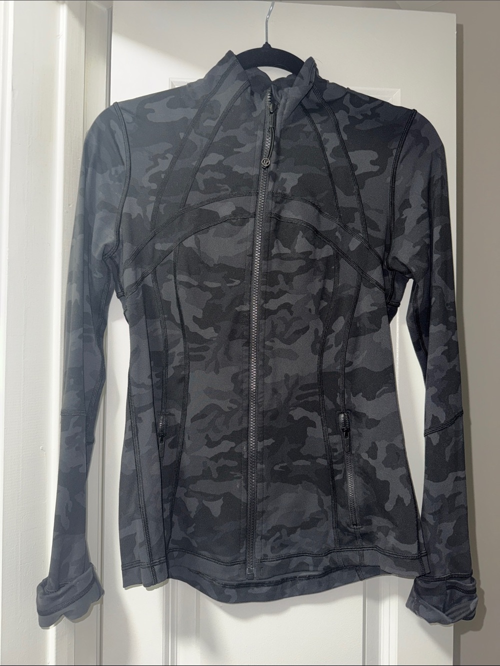 Women’s Black Gray Camo Zip-Up Jacket